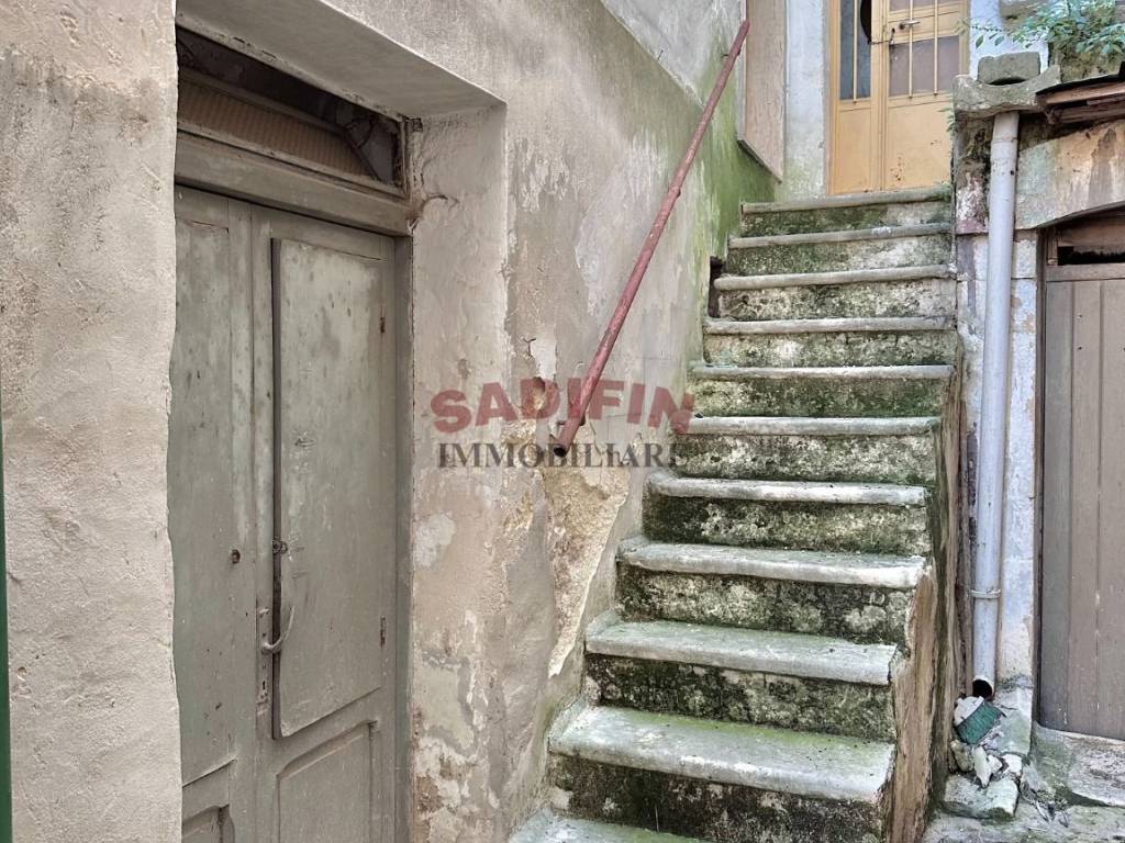 Casa indipendente a Binetto in Via Rosario - Foto 4