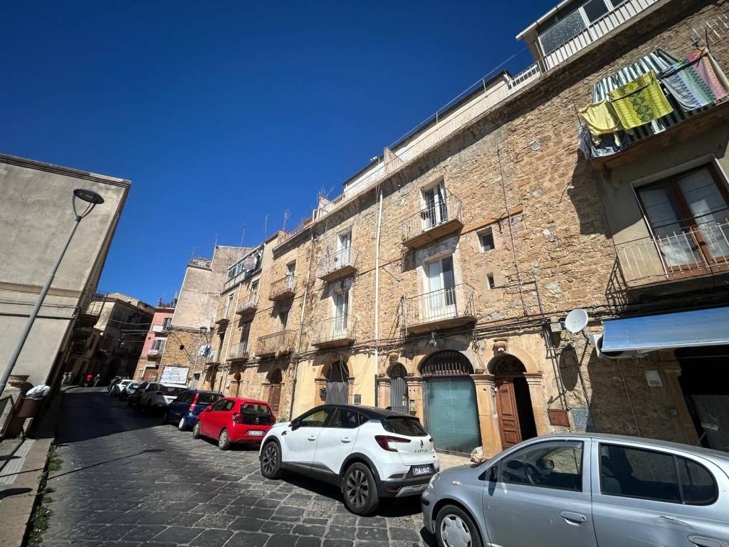 Appartamento a Piazza armerina in Via Roma, 76 - Foto 3
