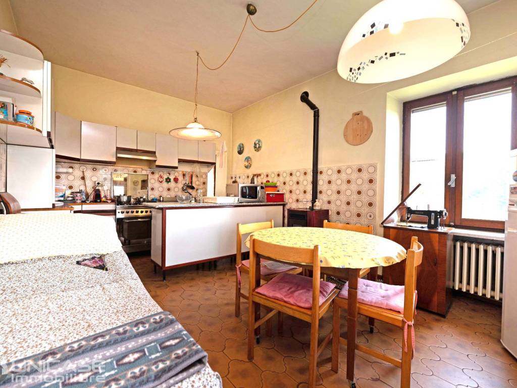 Villa a Bricherasio in Strada Cesani Granero, 4 - Foto 2