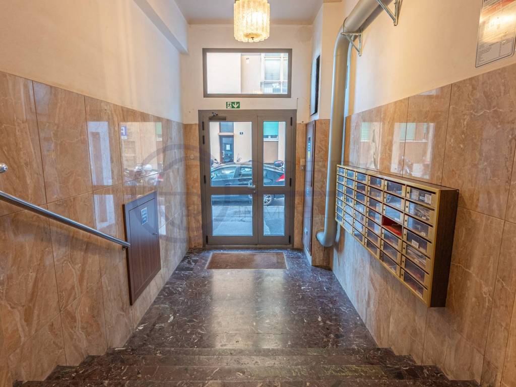Appartamento a Trieste in Via Cristoforo Colombo, 12 - Foto 2