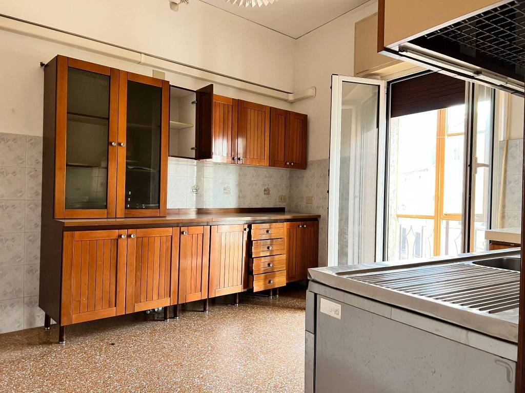 Appartamento a Savona in Via Francesco Crispi - Foto 3