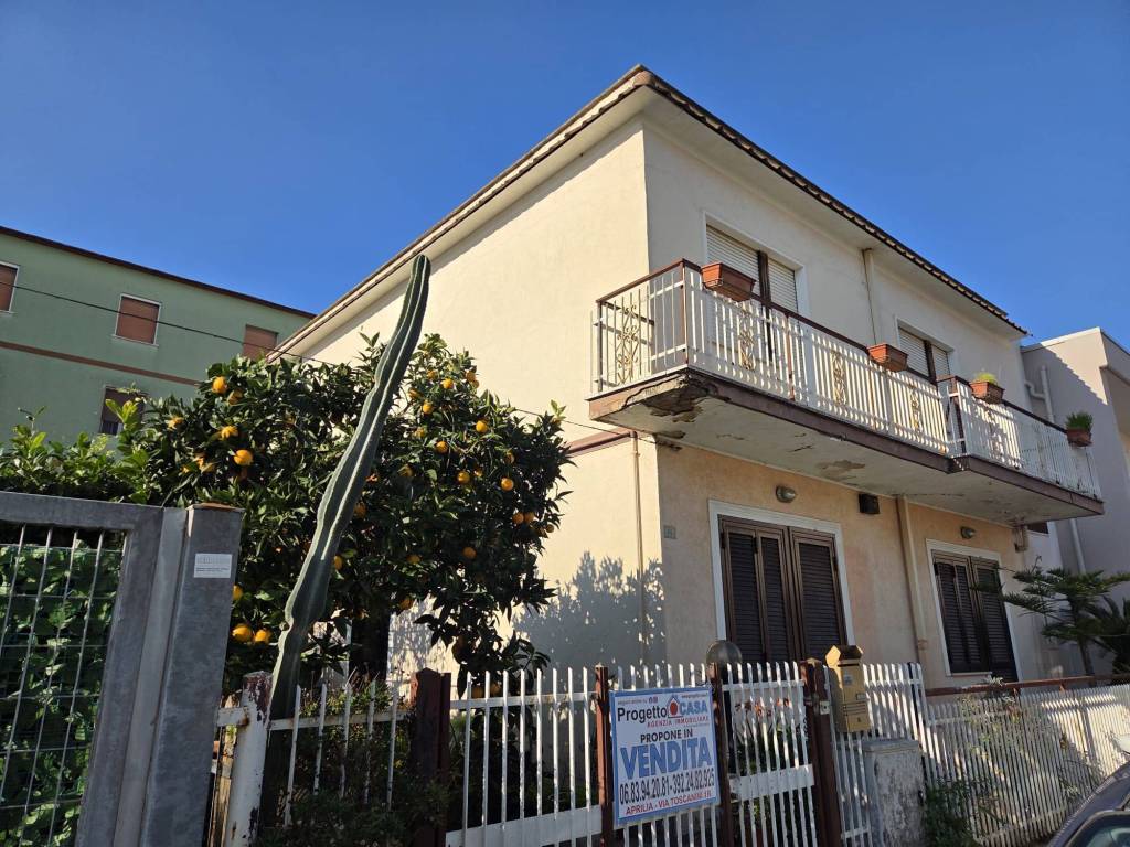 Appartamento a Aprilia in Via dei Gelsi - Foto 3