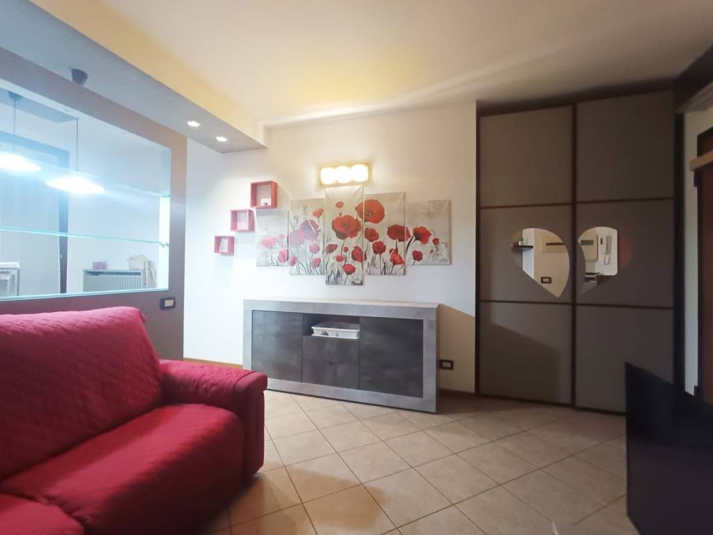 Appartamento a Senago in Piazza Carlo Marx, 5 - Foto 3