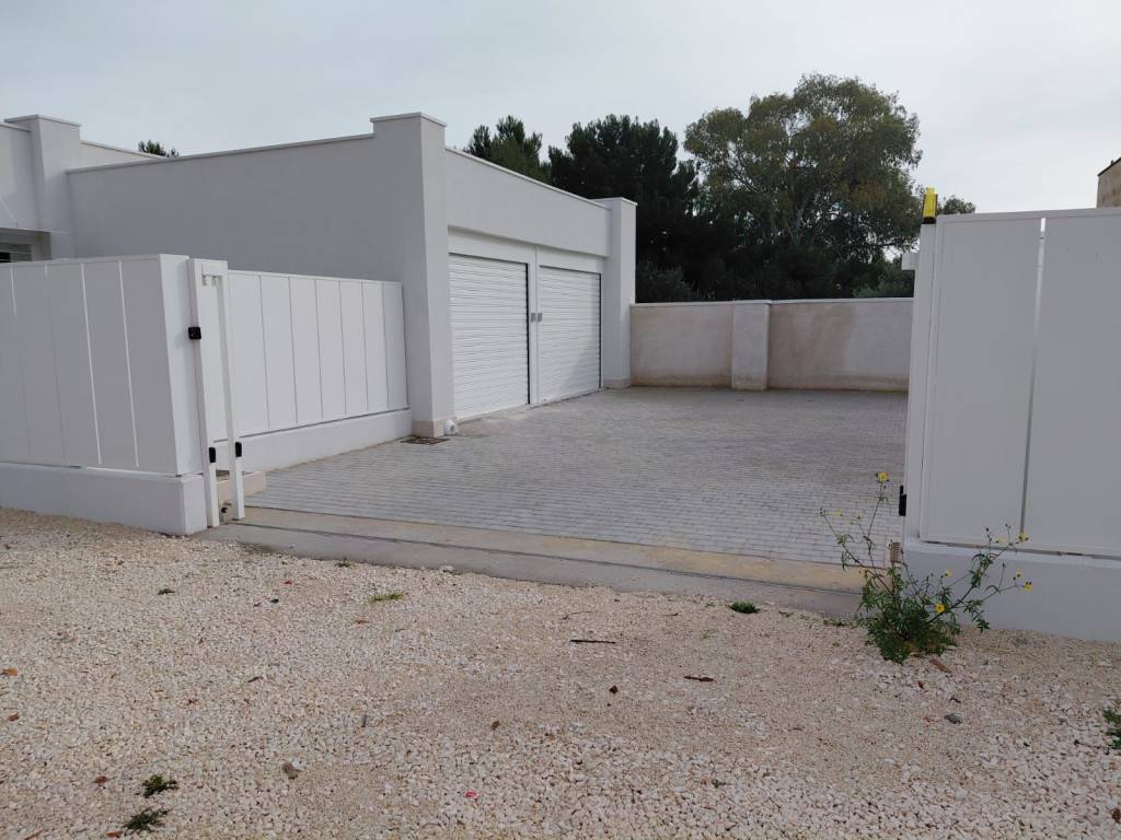Box / garage a Manfredonia in Lungomare Siponto - Foto 2
