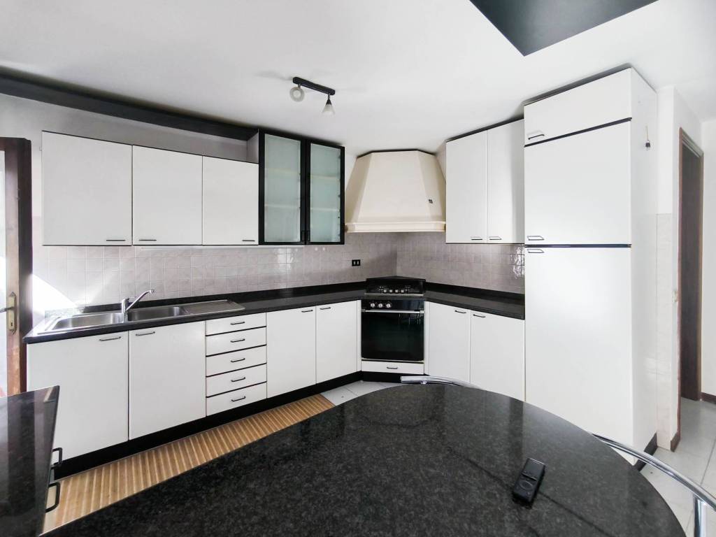 Appartamento a Breganze in Via Castelletto, 20 - Foto 2