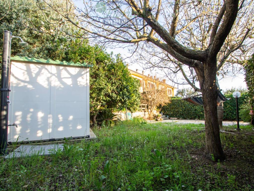 Appartamento a Montalto di castro in Via della Marzola - Foto 5