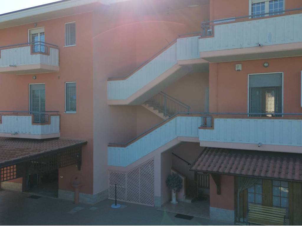 Villa a Collecorvino in Via Ortona, 10 - Foto 4
