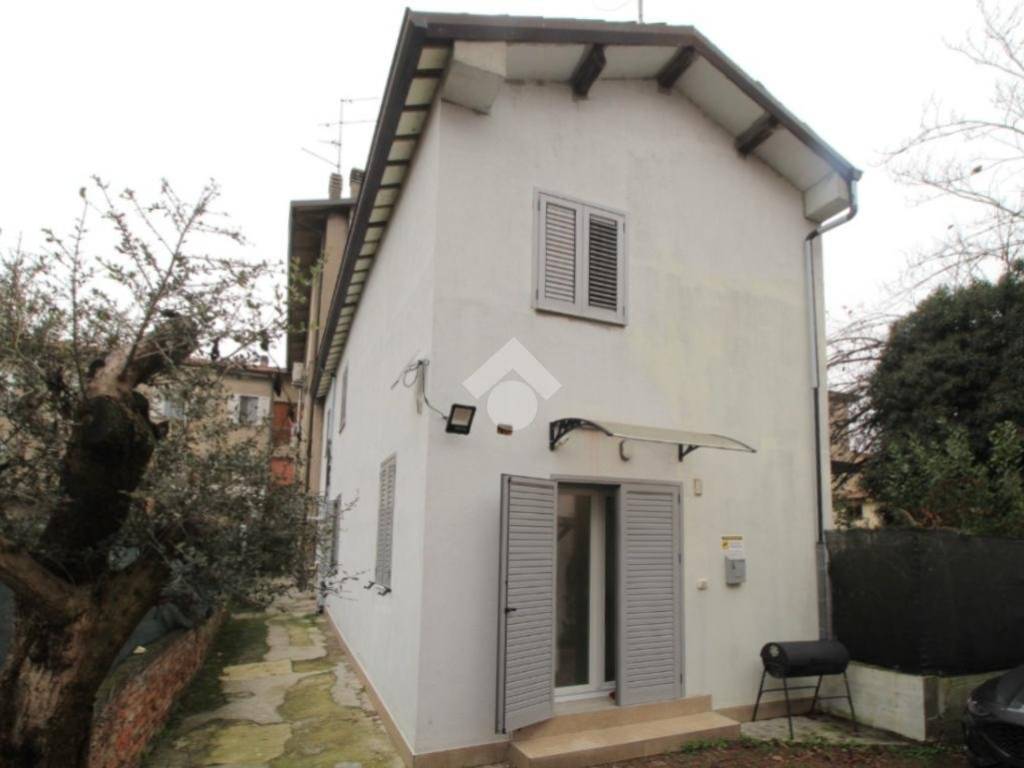 Casa indipendente a Bagnolo in piano in Via Guido da Bagnolo, 6 - Foto 2