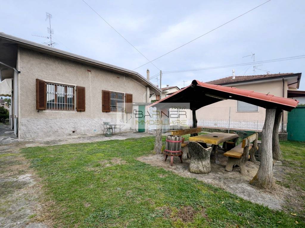 Villa a Massarosa in Via Bertacchino, 42 - Foto 3