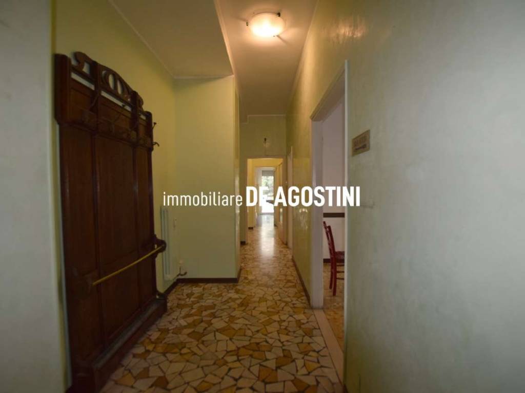 Immobile a Arona in via Martiri della Libertà 5 - Foto 2