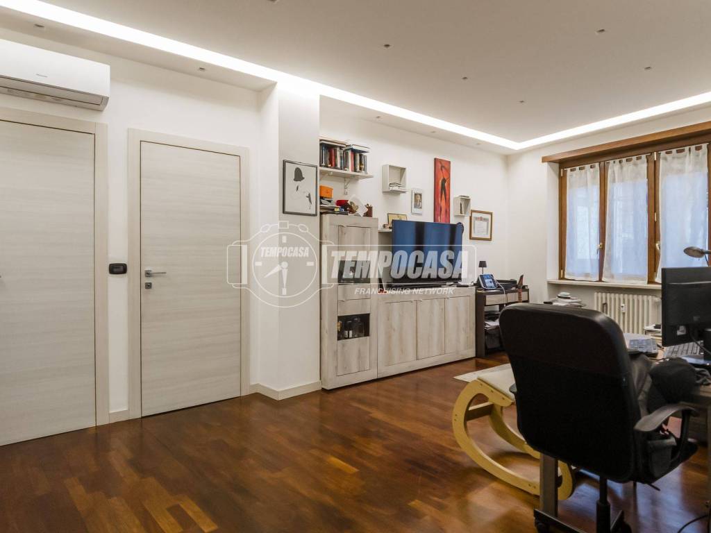 Appartamento a Collegno in Via BLIGNY - Foto 2