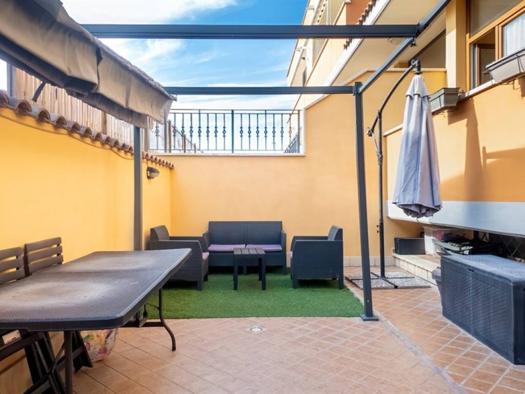 Appartamento a Fiumicino in Via Monte Solarolo - Foto 2