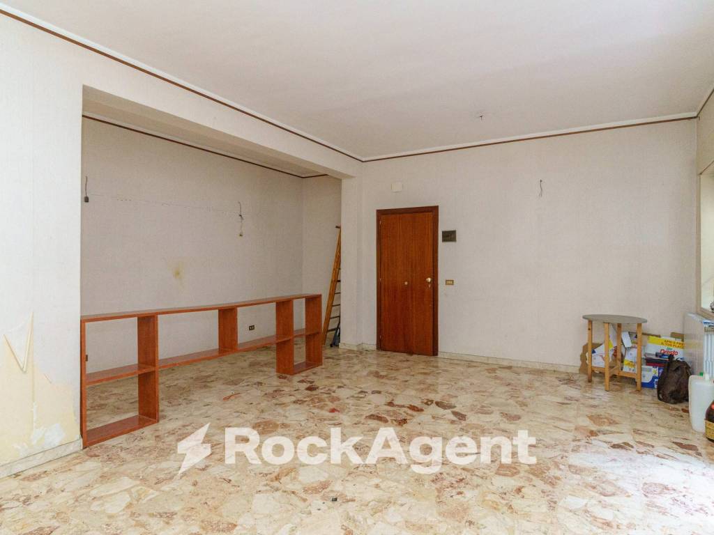 Appartamento a Gravina di catania in Via Etnea, 54 - Foto 3