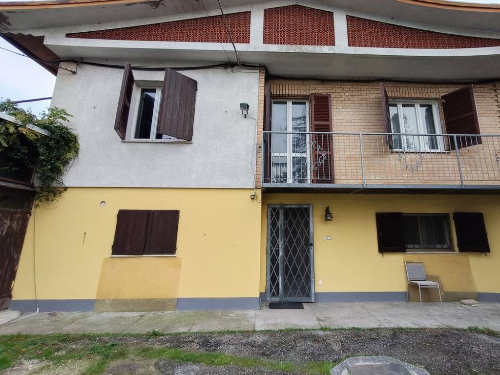 Villa a Lugo in Via Sottofiume, 28 - Foto 2