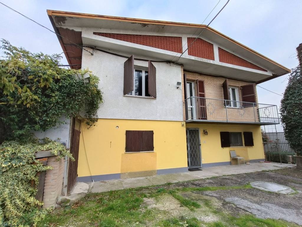 Villa a Lugo in Via Sottofiume, 28 - Foto 3