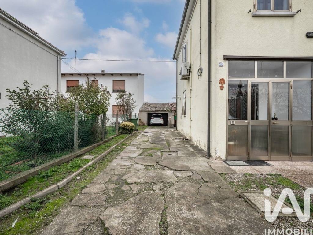 Villa a Bondeno in Via per zerbinate - Foto 3