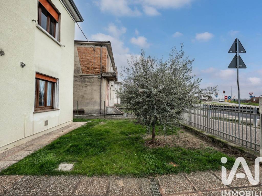 Villa a Bondeno in Via per zerbinate - Foto 5