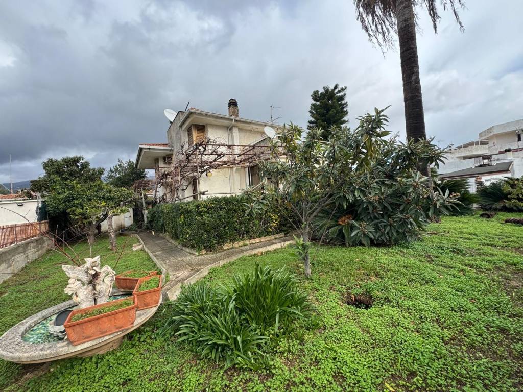 Villa a Lamezia terme in Residence Marinella - Foto 2
