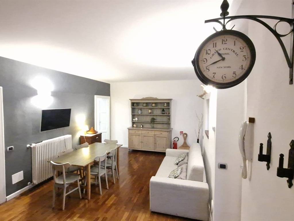 Appartamento a Cernobbio in VIA 5 GIORNATE, 5 - Foto 2