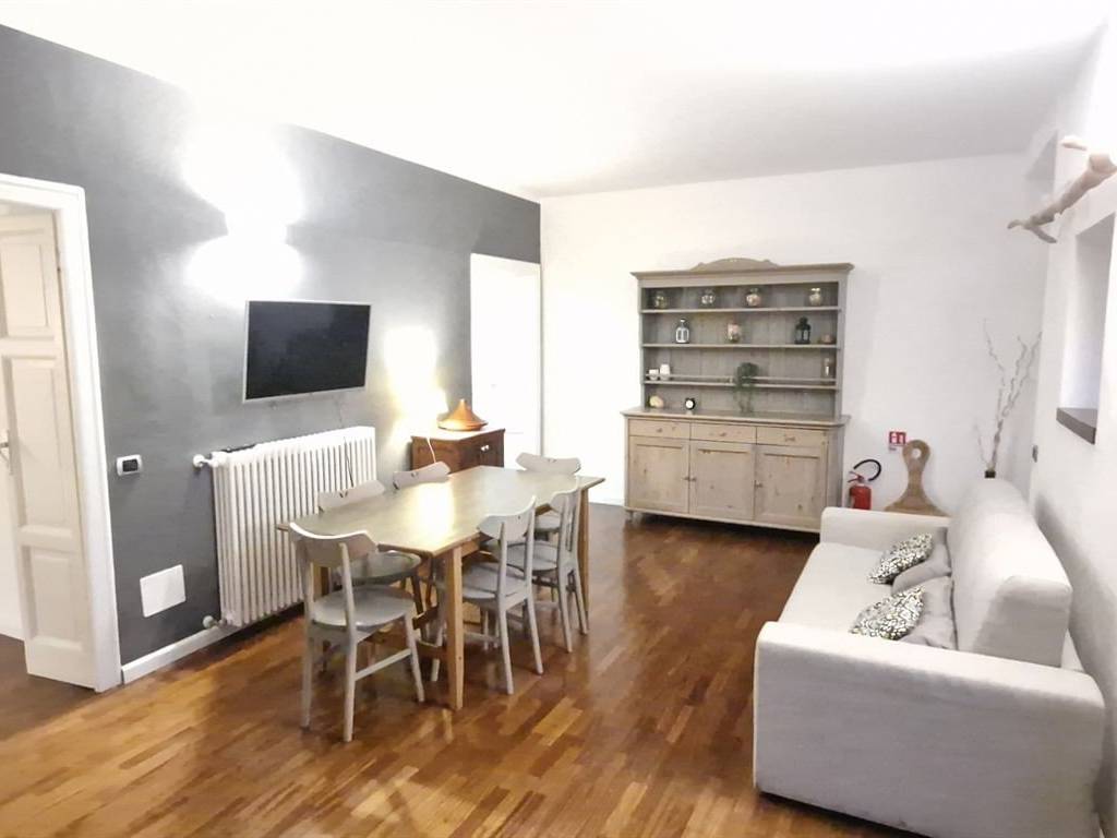 Appartamento a Cernobbio in VIA 5 GIORNATE, 5 - Foto 4