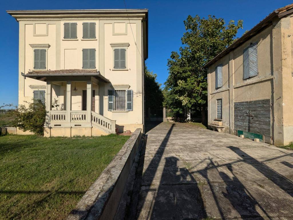Villa a Broni in Strada Provinciale Padana Inferiore - Foto 3