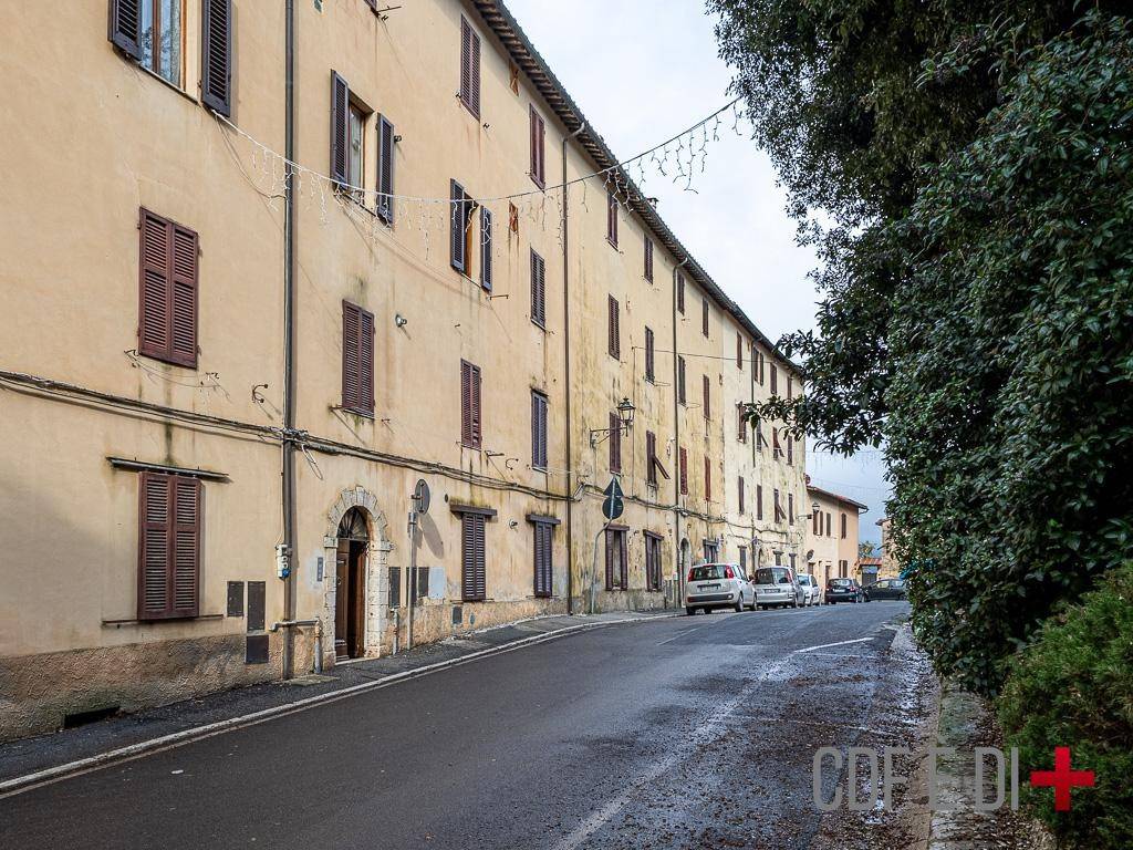 Appartamento a Massa marittima in Via Giuseppe Verdi - Foto 2