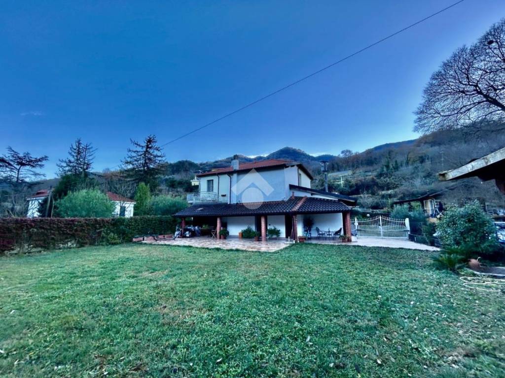 Villa a Stellanello in STRADA PROVINCIALE, 5 - Foto 2