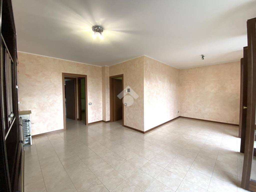 Appartamento a Robbiate in Via Monsignor E. Merlini, 14 - Foto 2