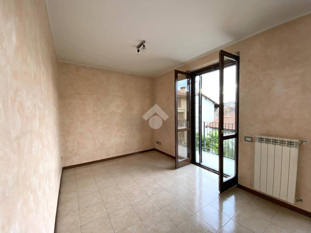 Appartamento a Robbiate in Via Monsignor E. Merlini, 14 - Foto 4