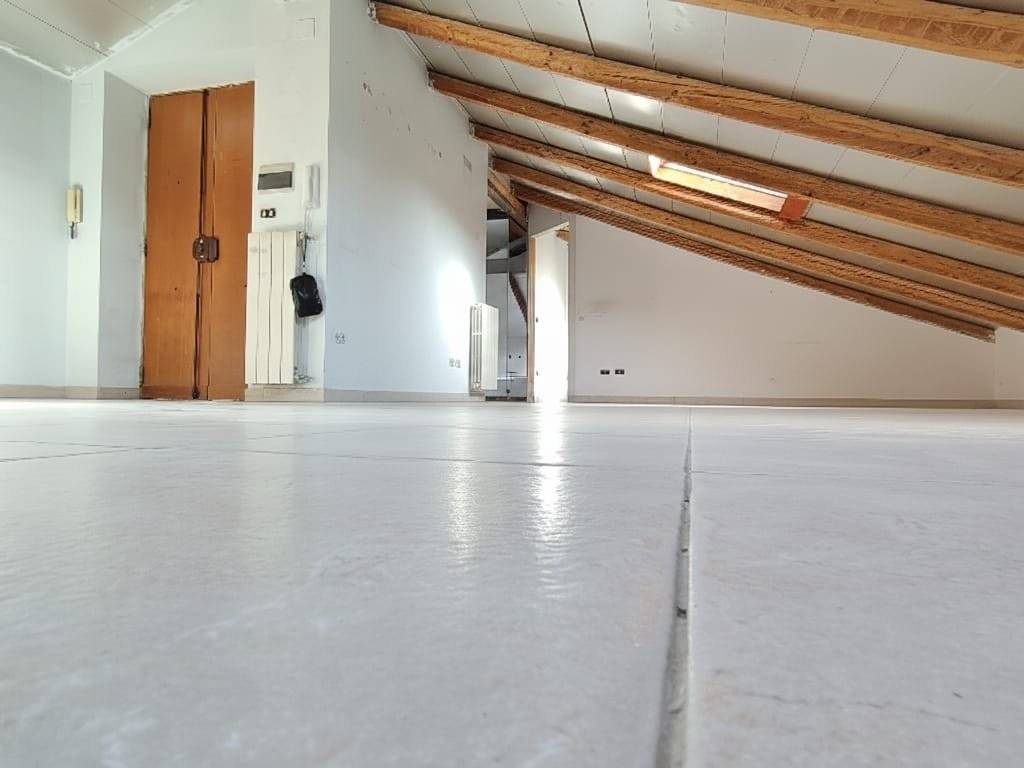 Loft / open space a Cava de' tirreni in Via Alessandro della Corte - Foto 4