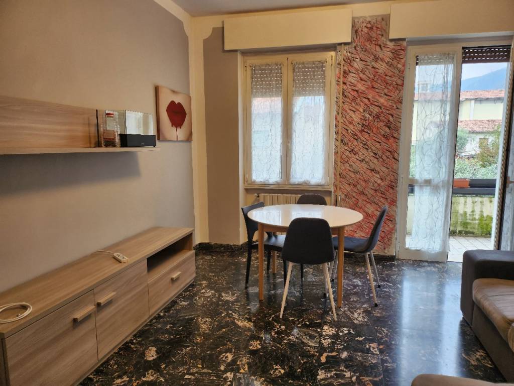 Appartamento a Salò in Via Tito Speri, 5 - Foto 3