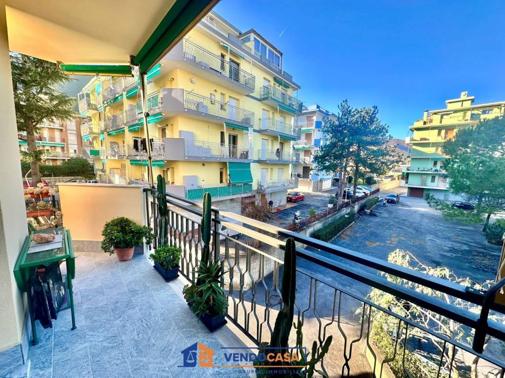 Appartamento a Borghetto santo spirito in Via Michelangelo - Foto 3