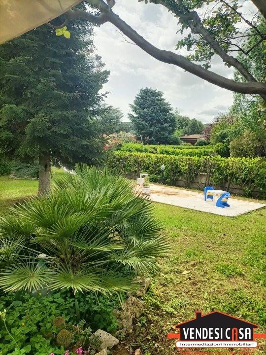 Villa a Grumo appula in VILLAGGIO QUADRIFOGLIO - Foto 3