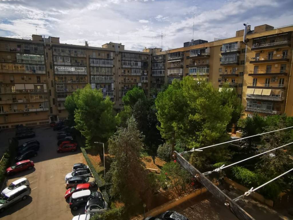 Appartamento a Bari in Via Guido Dorso - Foto 4