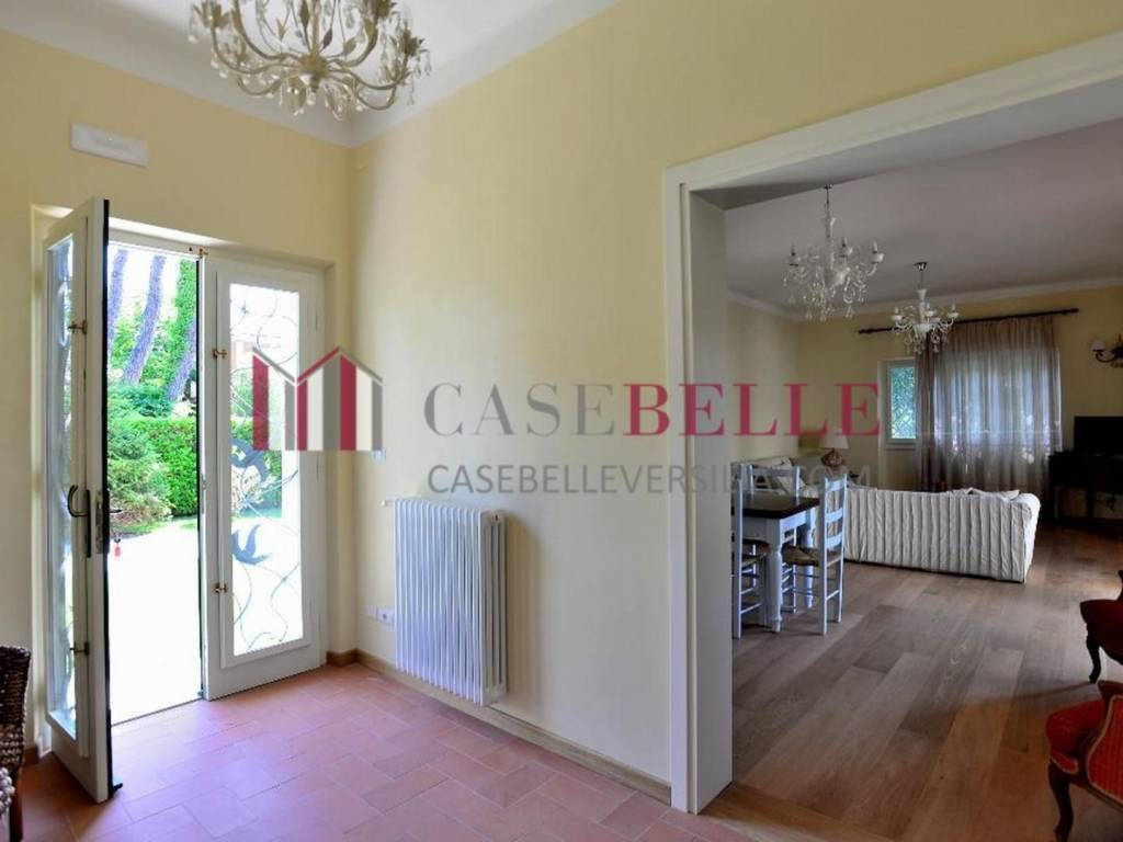 Villa a Forte dei marmi in Via Balilla, - Foto 2