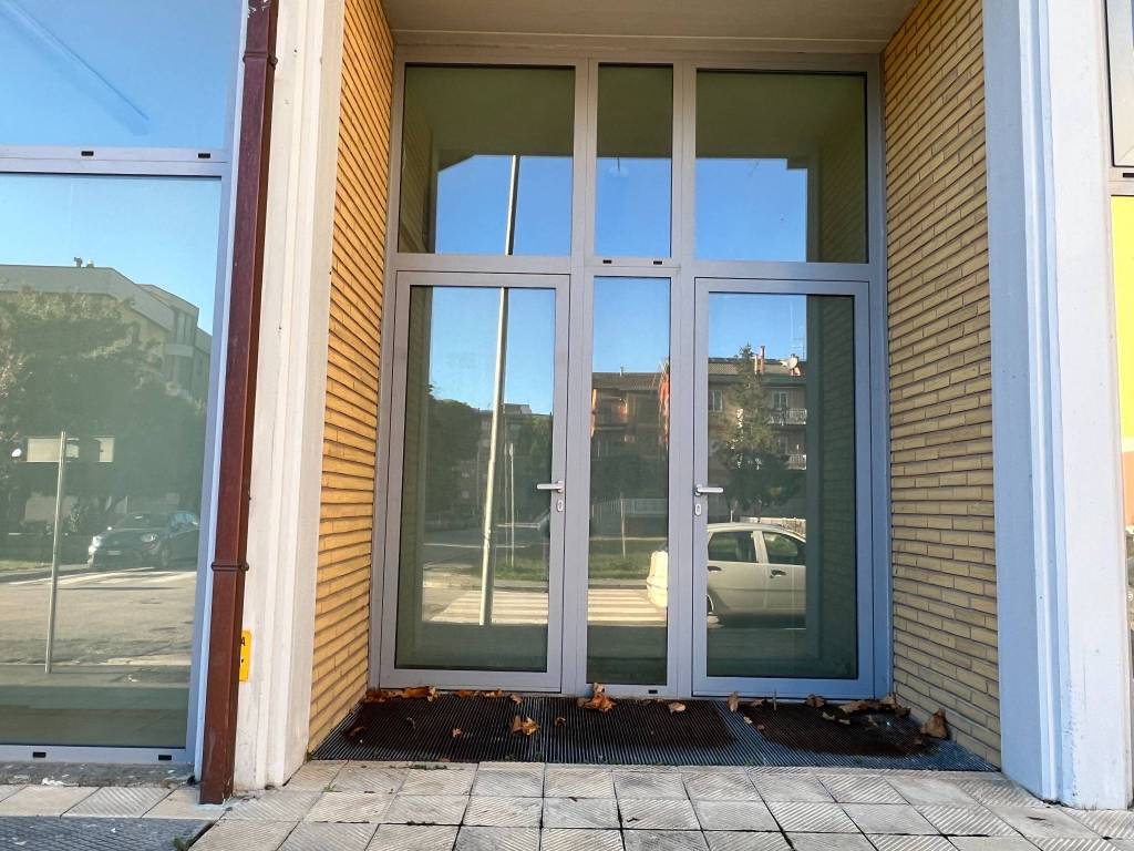 Immobile a Tolentino in Via Alcide De Gasperi, 16 - Foto 2