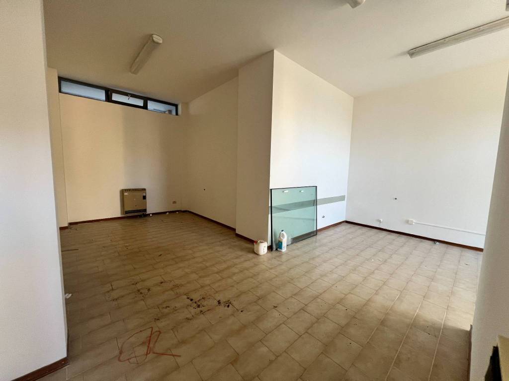 Immobile a Tolentino in Via Alcide De Gasperi, 16 - Foto 5
