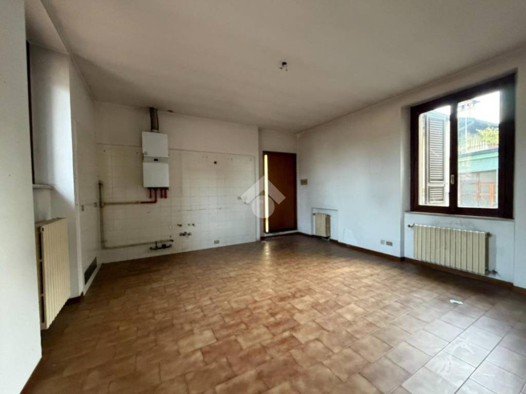 Appartamento a Cologno al serio in Piazza Camillo B. Cavour, 1 - Foto 4