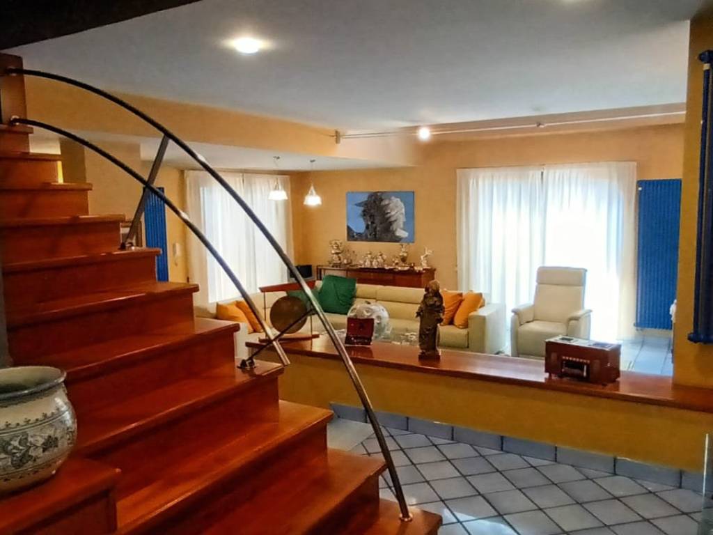 Villa a Cardito in Via Bernardo Cavallino - Foto 4