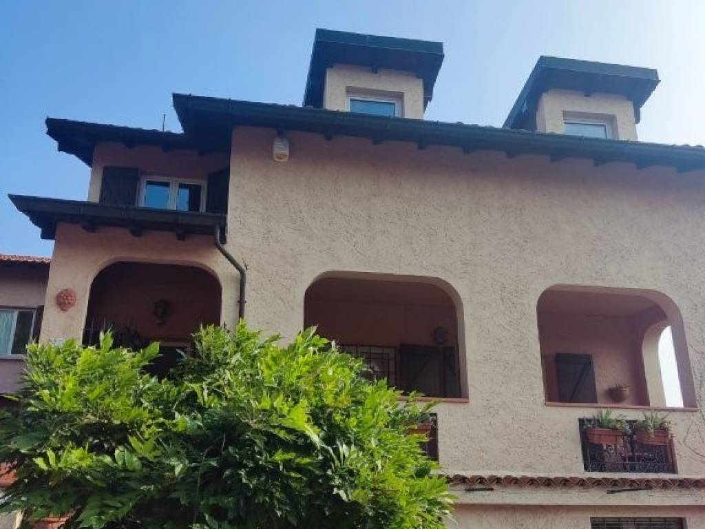 Appartamento a Cittiglio in Via Cascine - Foto 2