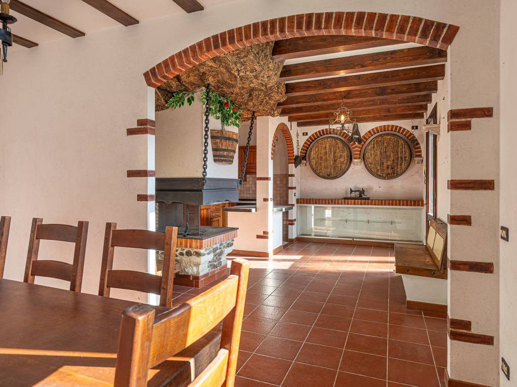 Villa a Solagna in Via Bresagge, 43 - Foto 4