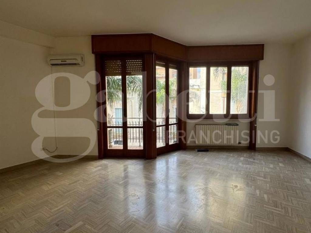Appartamento a Brindisi in Corso Roma, 69 - Foto 3