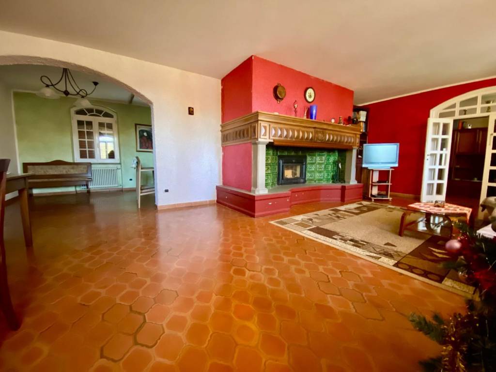 Villa a Rodero in Via Francesca Lavizzari, 38 - Foto 2