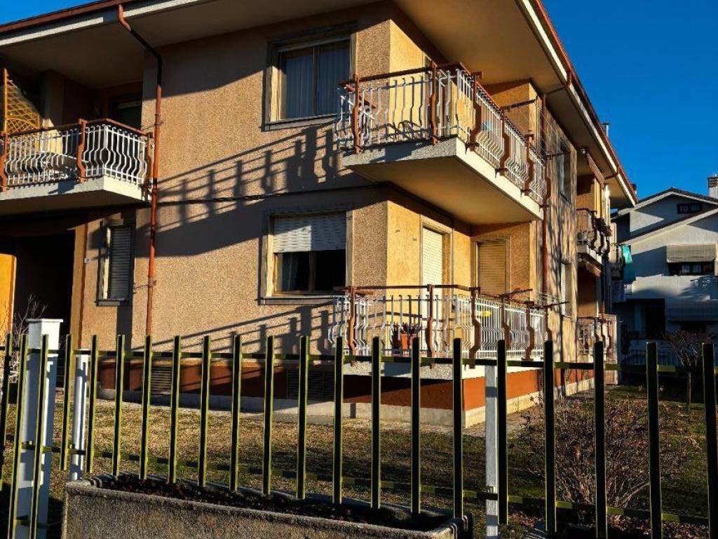 Appartamento a Borgo san dalmazzo in Via Palmiro Togliatti, 4 - Foto 2
