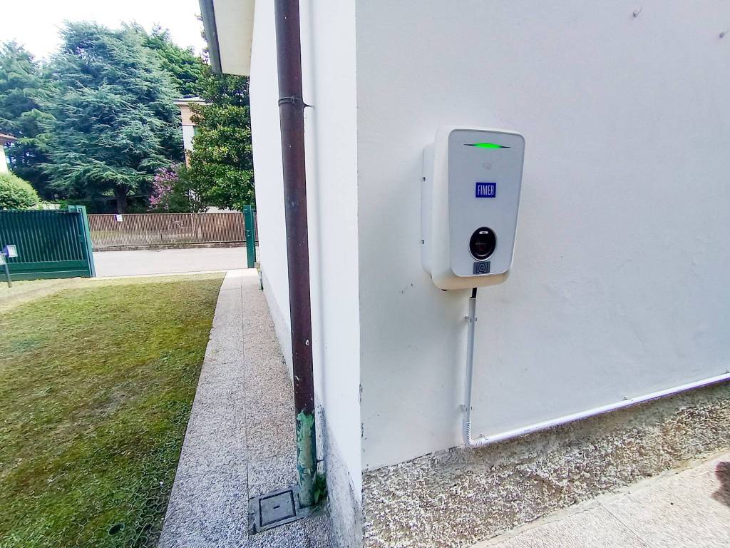 Villa a Carugo in Via Enrico Toti, 27 - Foto 4