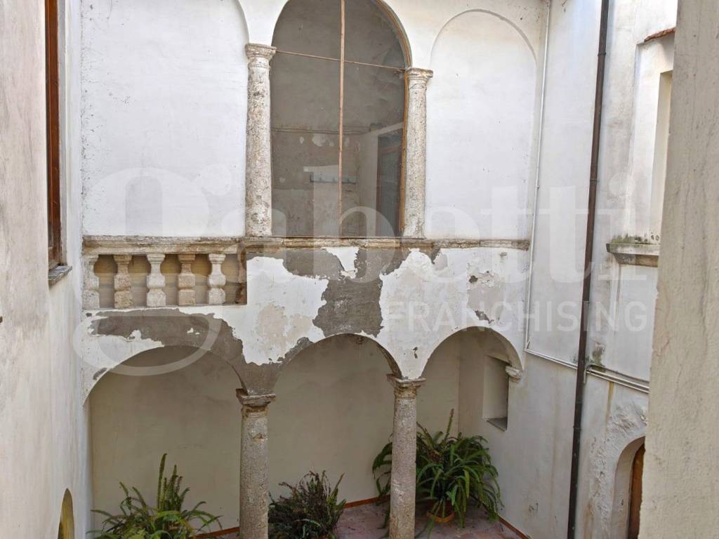 Appartamento a Venafro in Via Plebiscito, 80 - Foto 2