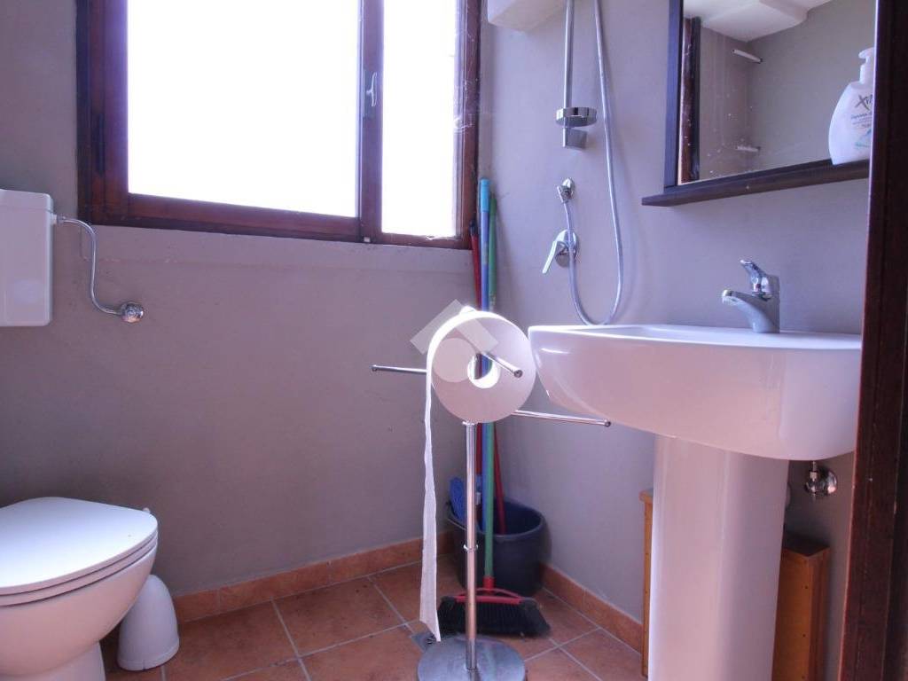 Appartamento a Viverone in Viale Lido - Foto 5