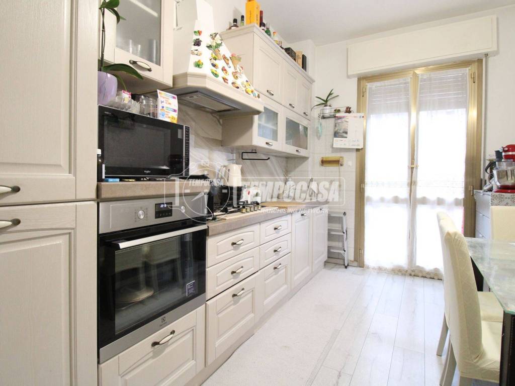 Appartamento a Reggio emilia in Via Vincenzi - Foto 3