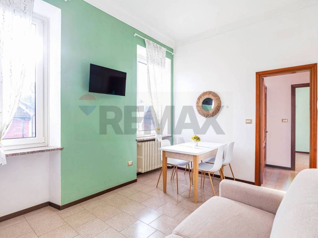 Appartamento a Arona in Via Giuseppe Garibaldi, 3 - Foto 4