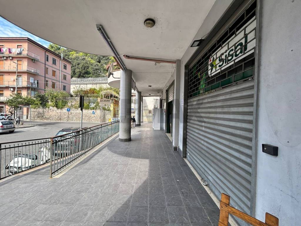 Immobile a Salerno in Piazza Onofrio Coppola, 6 - Foto 2